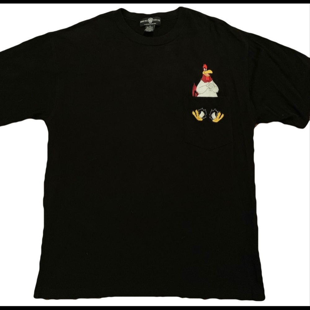 Looney Tunes T shirt.
